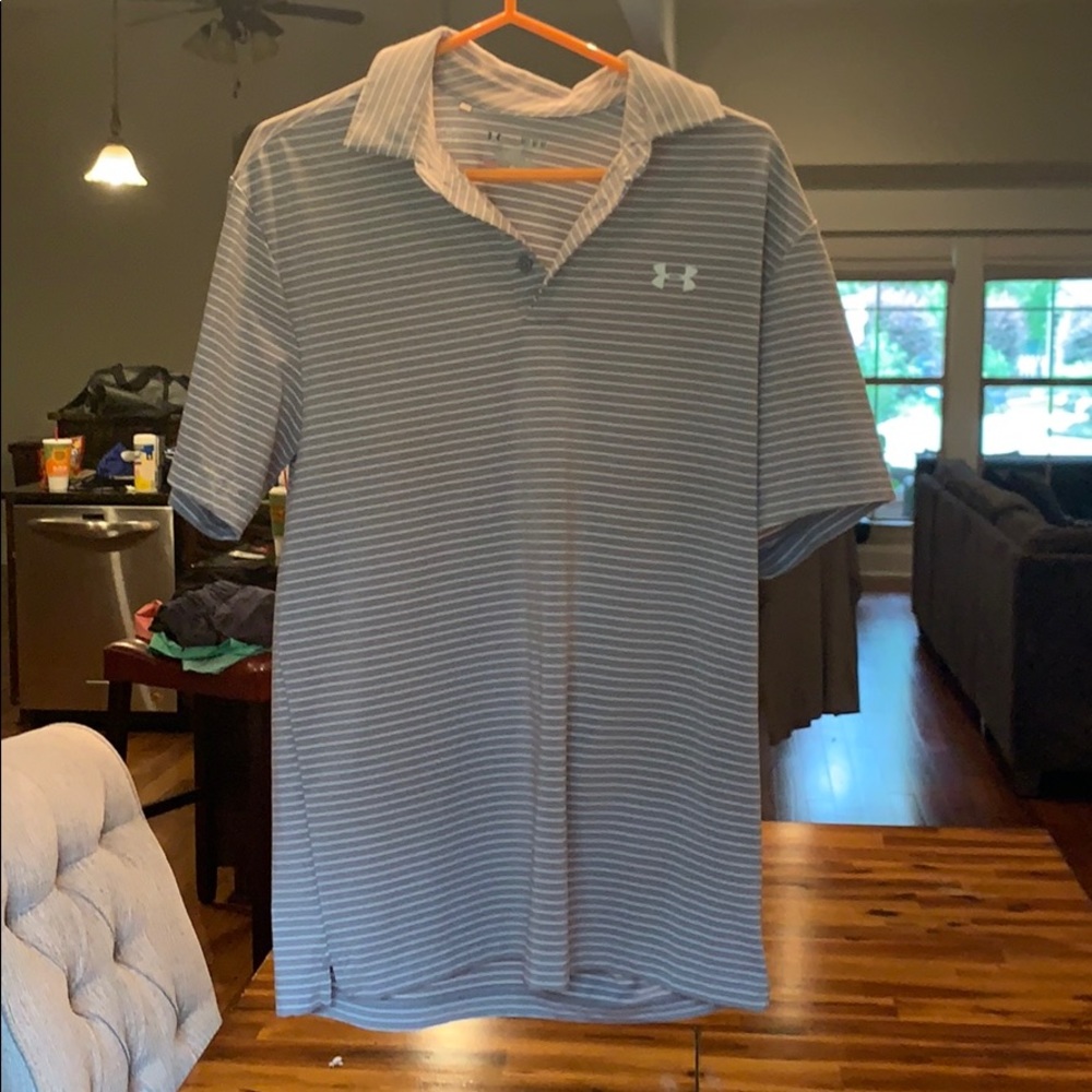 Gray and white collared under armor